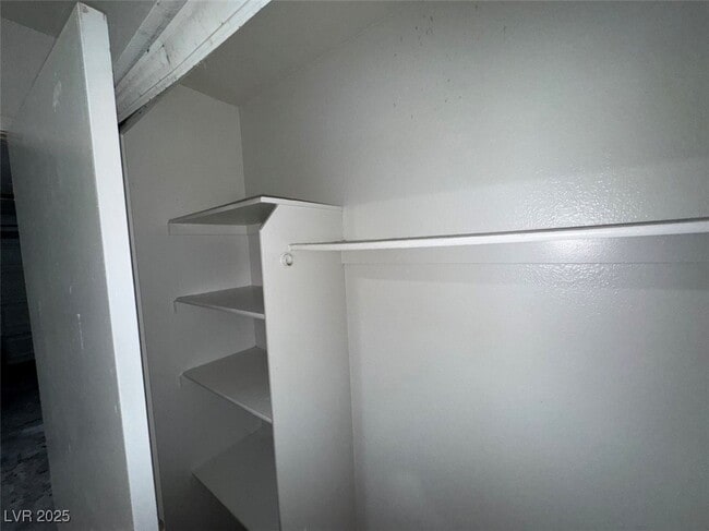 Building Photo - 3621 Covewick Dr