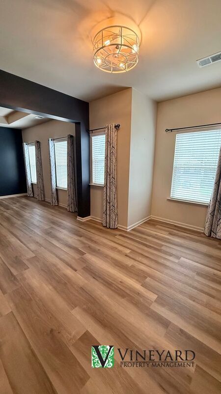 Building Photo - 303 Cherokee Reserve Ct