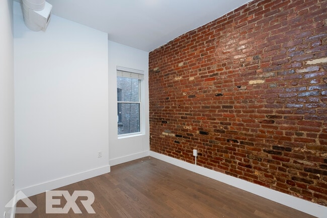 Building Photo - 22 Granite St