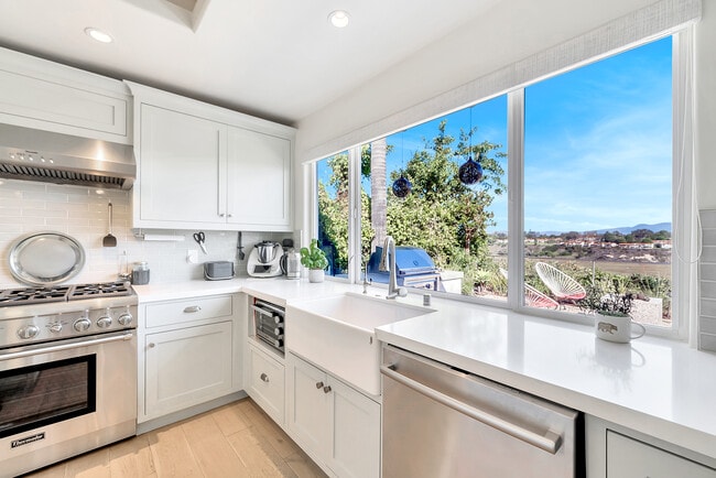 Building Photo - 1700 Galaxy Dr