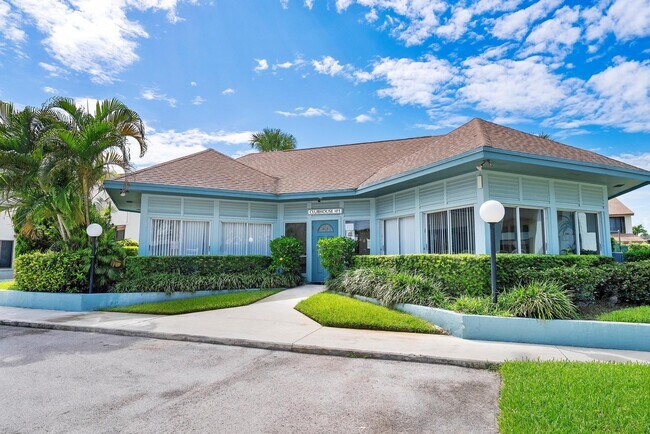 Building Photo - 950 S Kanner Hwy