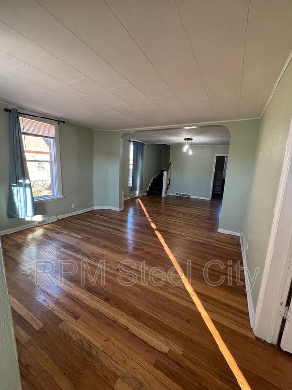 Building Photo - 908 Spruce St