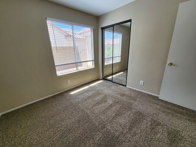 Building Photo - 6703 Dominion Ct