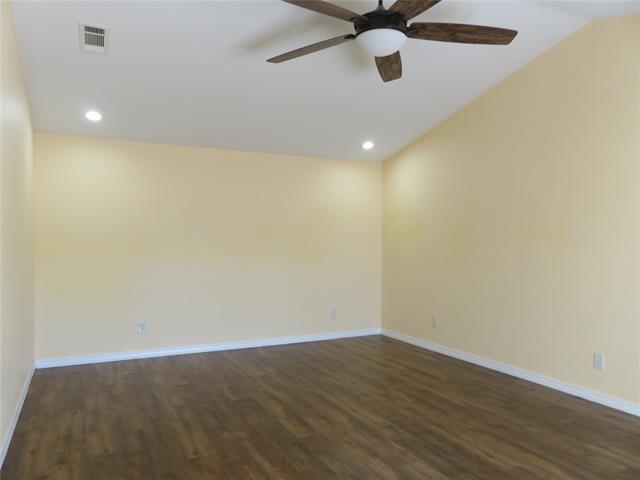 Building Photo - 3714 Deaver Rd