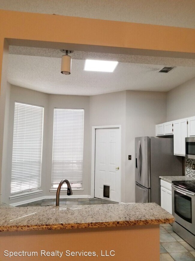 Building Photo - 3 br, 2 bath House - 7552 Fawn Lake Dr. N.