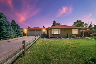 Building Photo - 1804 Simms St