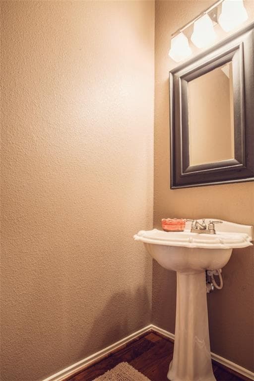 Building Photo - 11012 Los Comancheros Rd