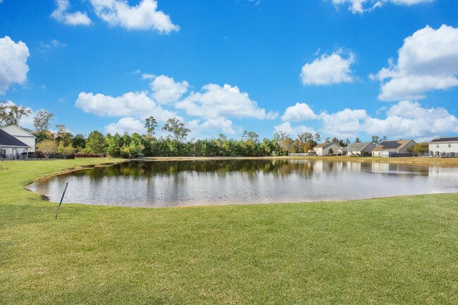 Building Photo - Centrally Located Ranch Home in Richmond Hill