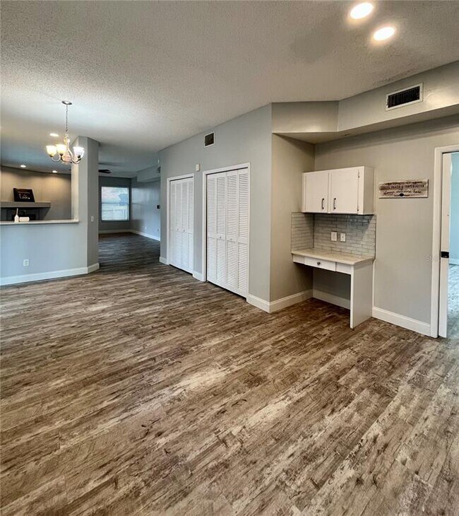 Building Photo - 9318 Heritage Oak Ct
