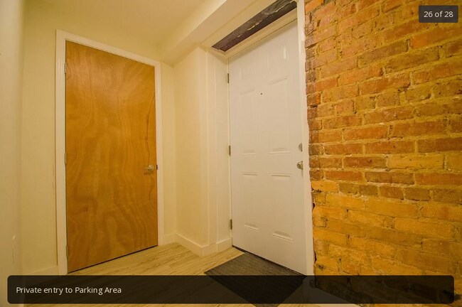 Building Photo - 559 Pryor St SW