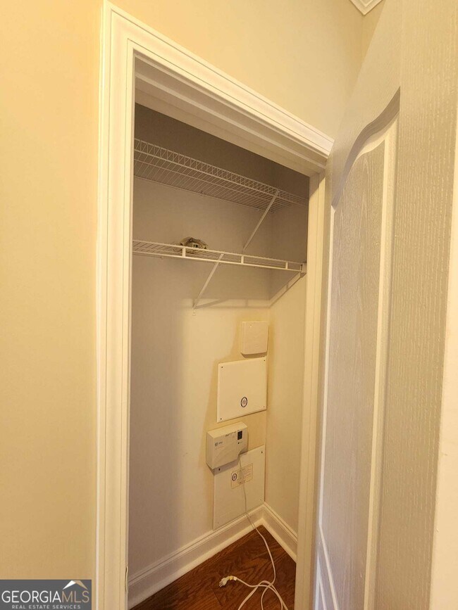 Building Photo - 5520 Casey Valley Way