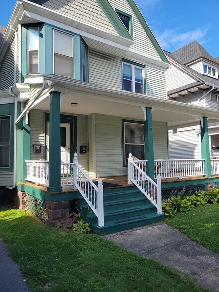 Primary Photo - 60 Harper St