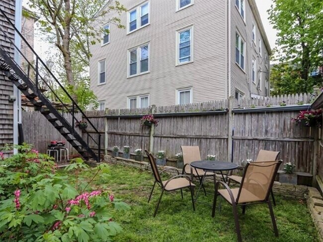 Building Photo - 246 Cypress St