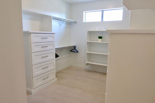 Building Photo - Lovely Home For Rent In Highland, UT