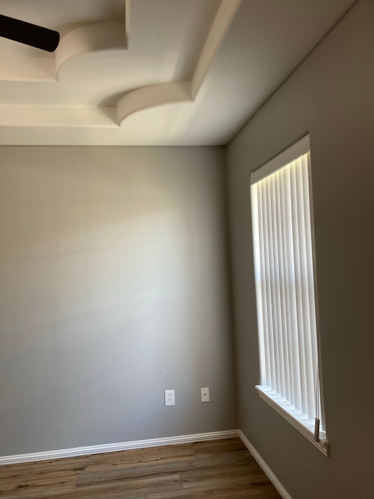 Building Photo - 910 English Ave