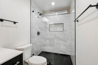 Building Photo - 4098 Valeta St