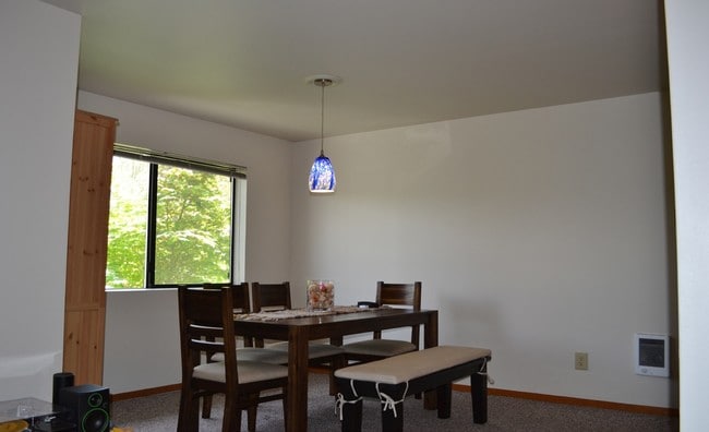 Interior Photo - Hawthorne Place