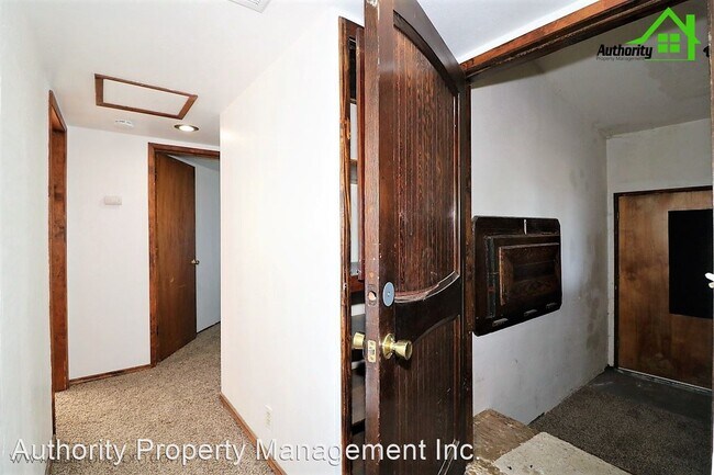 Building Photo - 3 br, 2 bath House - 3194 Veda Street