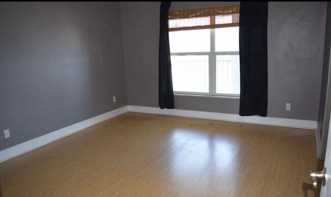 Building Photo - 171 Portside Ave