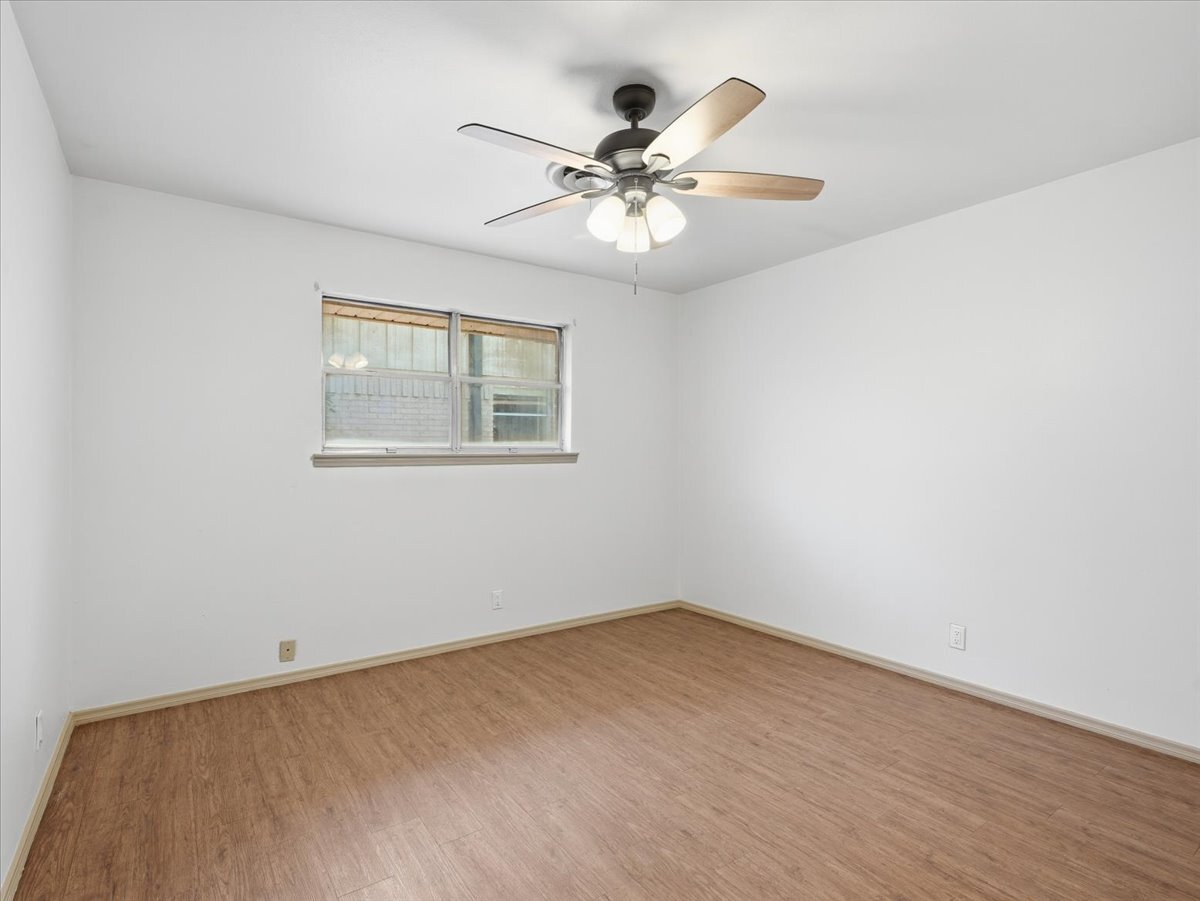 Building Photo - 1200 Thomas St