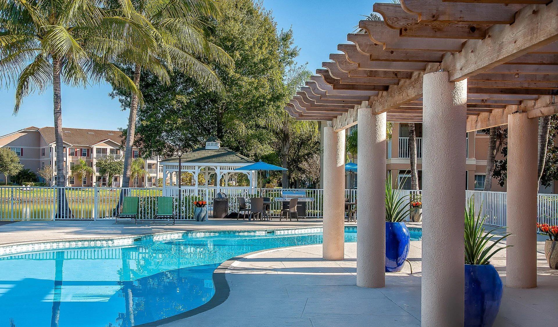 Building Photo - 3695 Island Club Dr