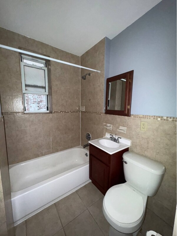Building Photo - 731 Avenue A