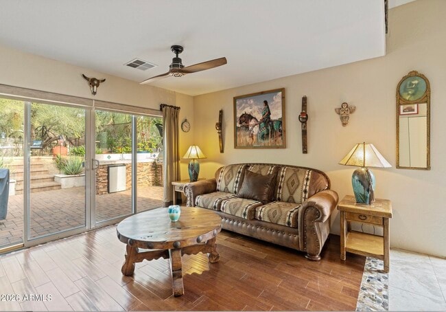 Building Photo - 6016 E Rancho Manana Blvd