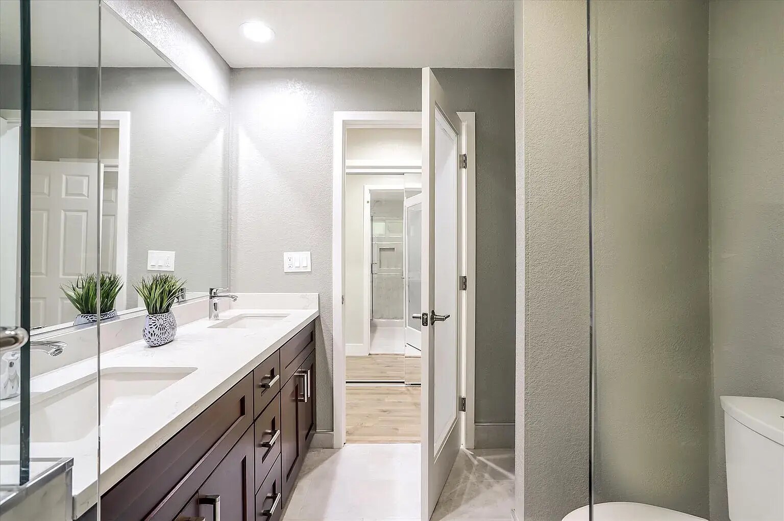 Building Photo - 4075 Beebe Cir