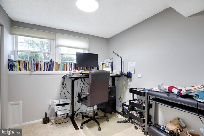 Building Photo - 3744 Keefer Ct