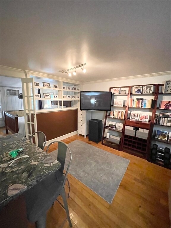 Building Photo - 36C Joy St