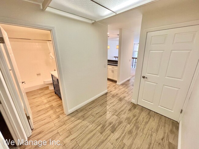 Building Photo - 1 br, 1 bath House - 6219 Marina Pacifica ...