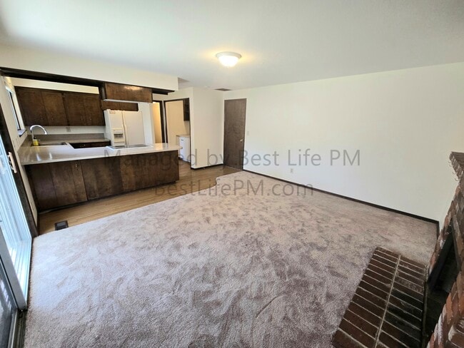 Building Photo - 2575 NW 119th Pl