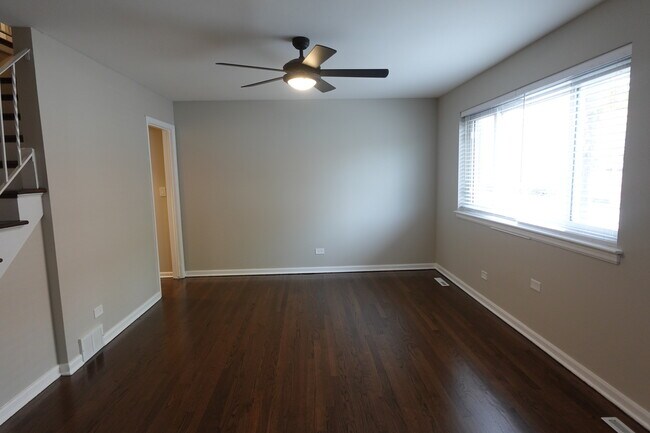 Building Photo - 1420 Shermer Rd