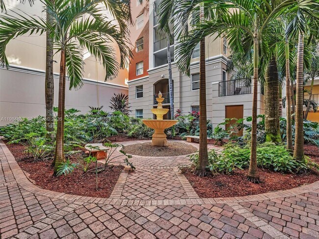 Building Photo - 17150 N Bay Rd