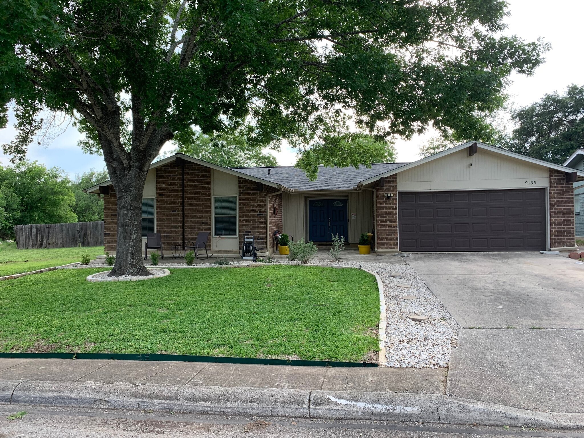 Building Photo - 9135 Braswell St