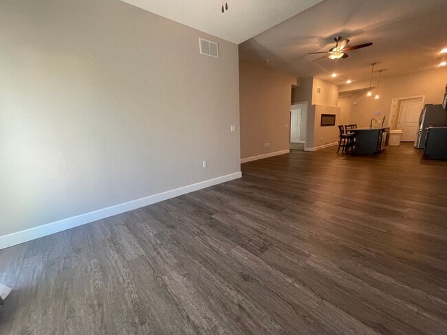 Building Photo - A taste of Tuscany! Gorgeous 2 Bedroom 2 B...