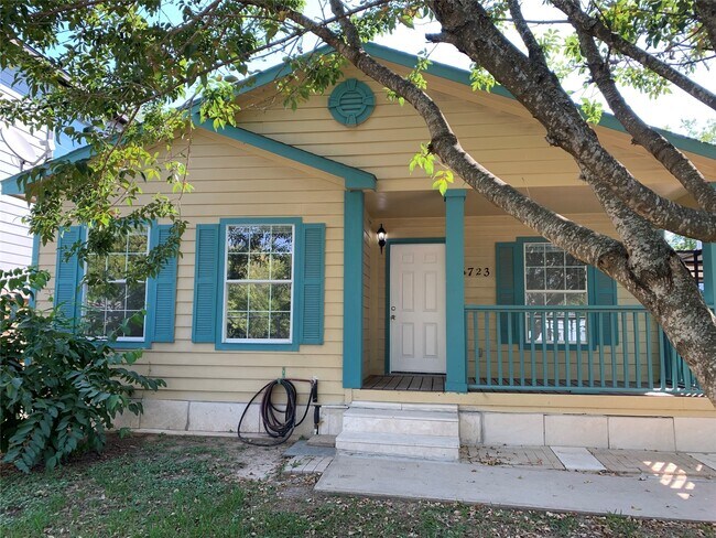 Building Photo - 6723 Del Rio St