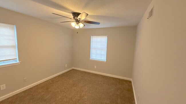 Building Photo - 6319 Merimac Dr