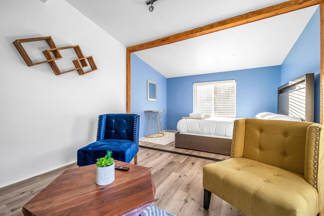 Building Photo - 57495 Buena Suerte Rd