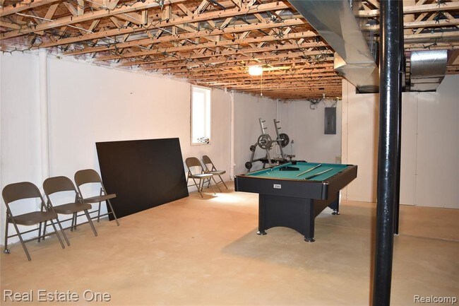 Building Photo - 7212 Tonnelle Ave