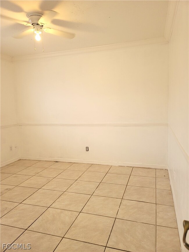 Building Photo - 1014 Country Club Blvd