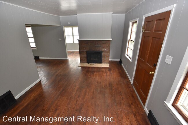 Building Photo - 2 br, 1 bath House - 1009 W. Grove