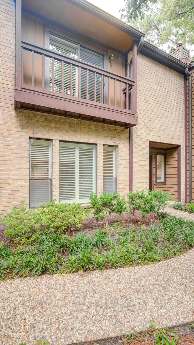 Building Photo - 11711 Memorial Dr