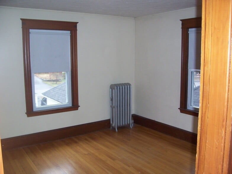 Building Photo - 53 Keswick Rd