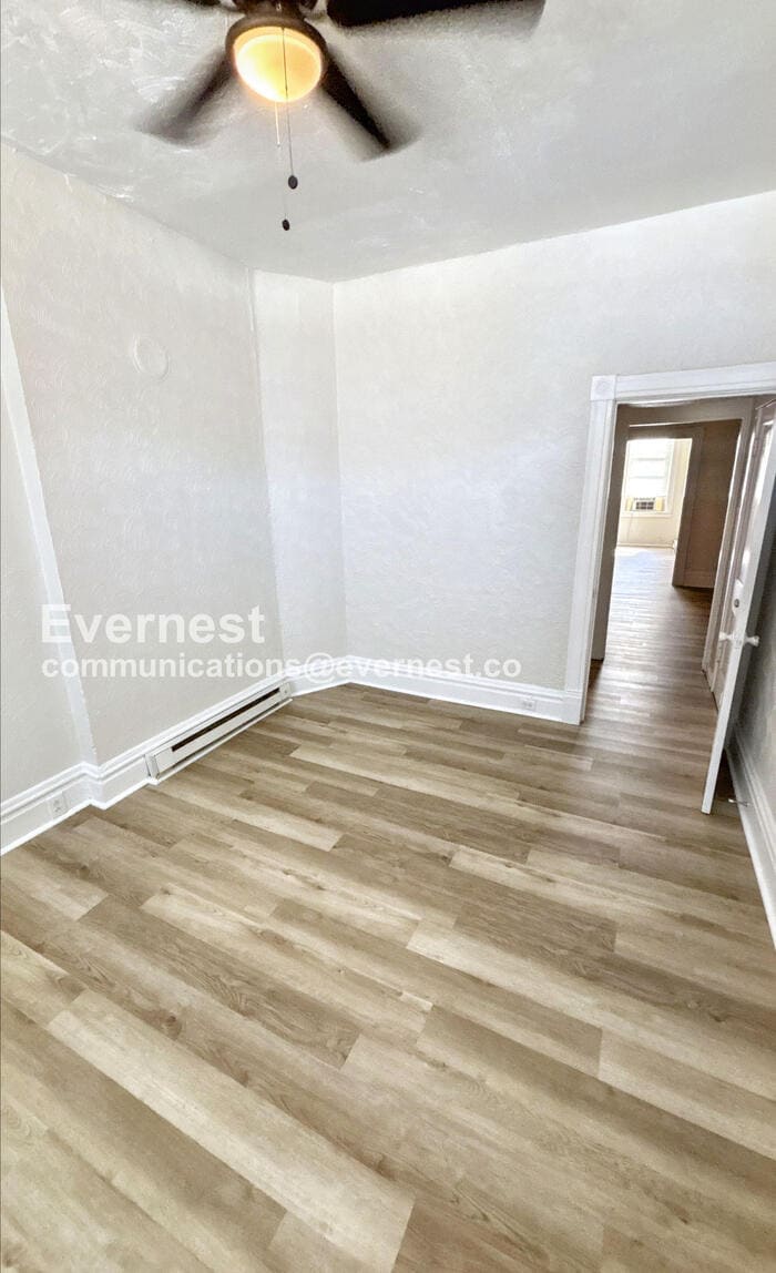 Building Photo - 3720 Fairview Ave