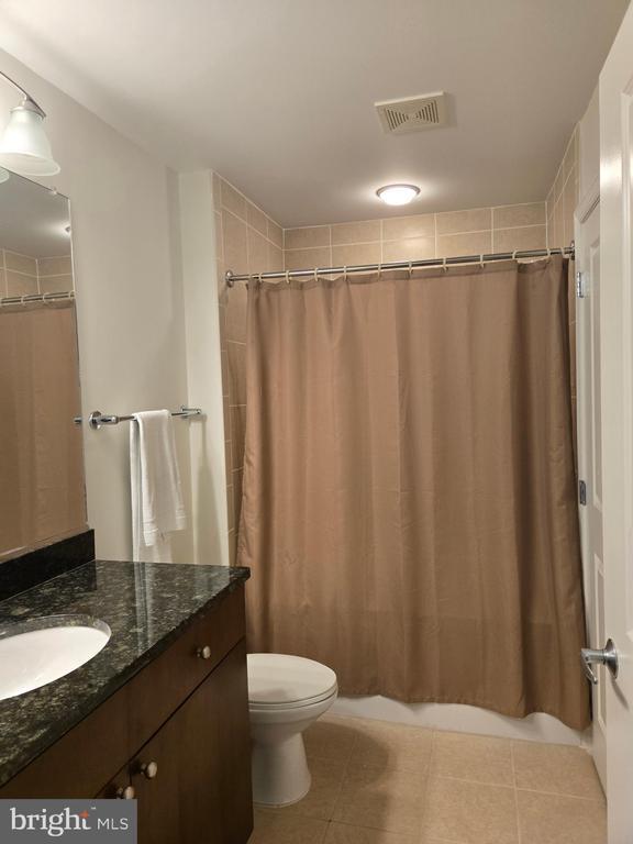 Building Photo - 155 Potomac Passage