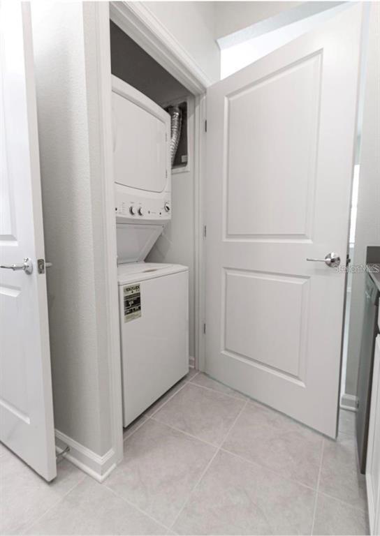 Building Photo - 16451 Glassy Loch Loop