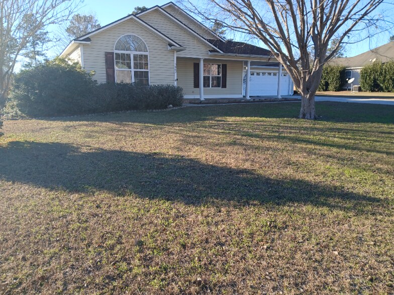 Building Photo - 5862 Barkley Ln