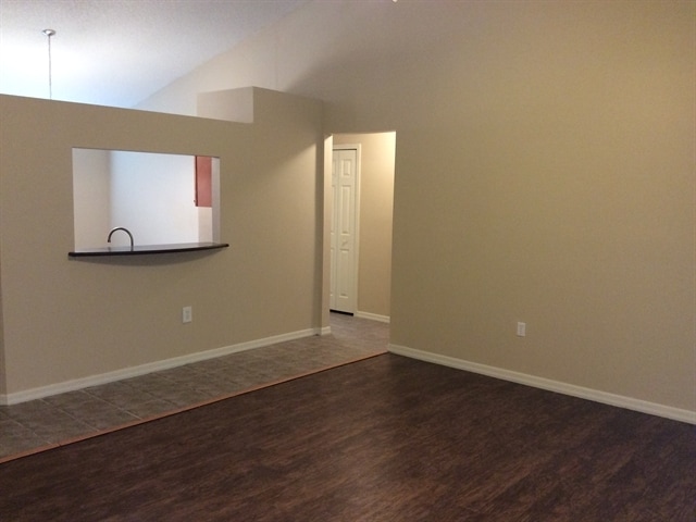 Building Photo - 4680 Greenhill St