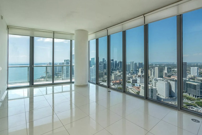 Living room with billion dollar view - 888 Biscayne Blvd